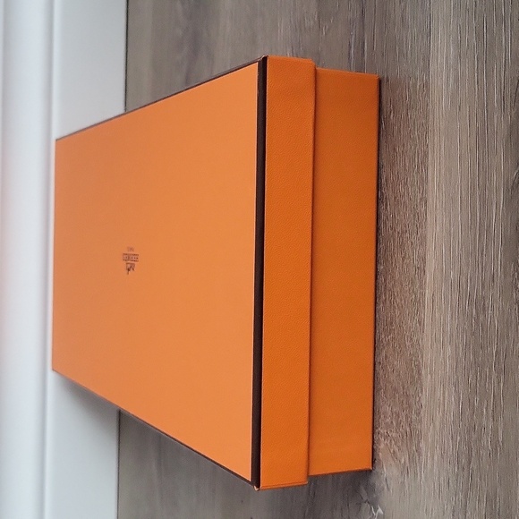 Hermès Orange Gift Box - Picture 5 of 6